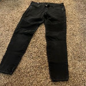 Black/ dark grey